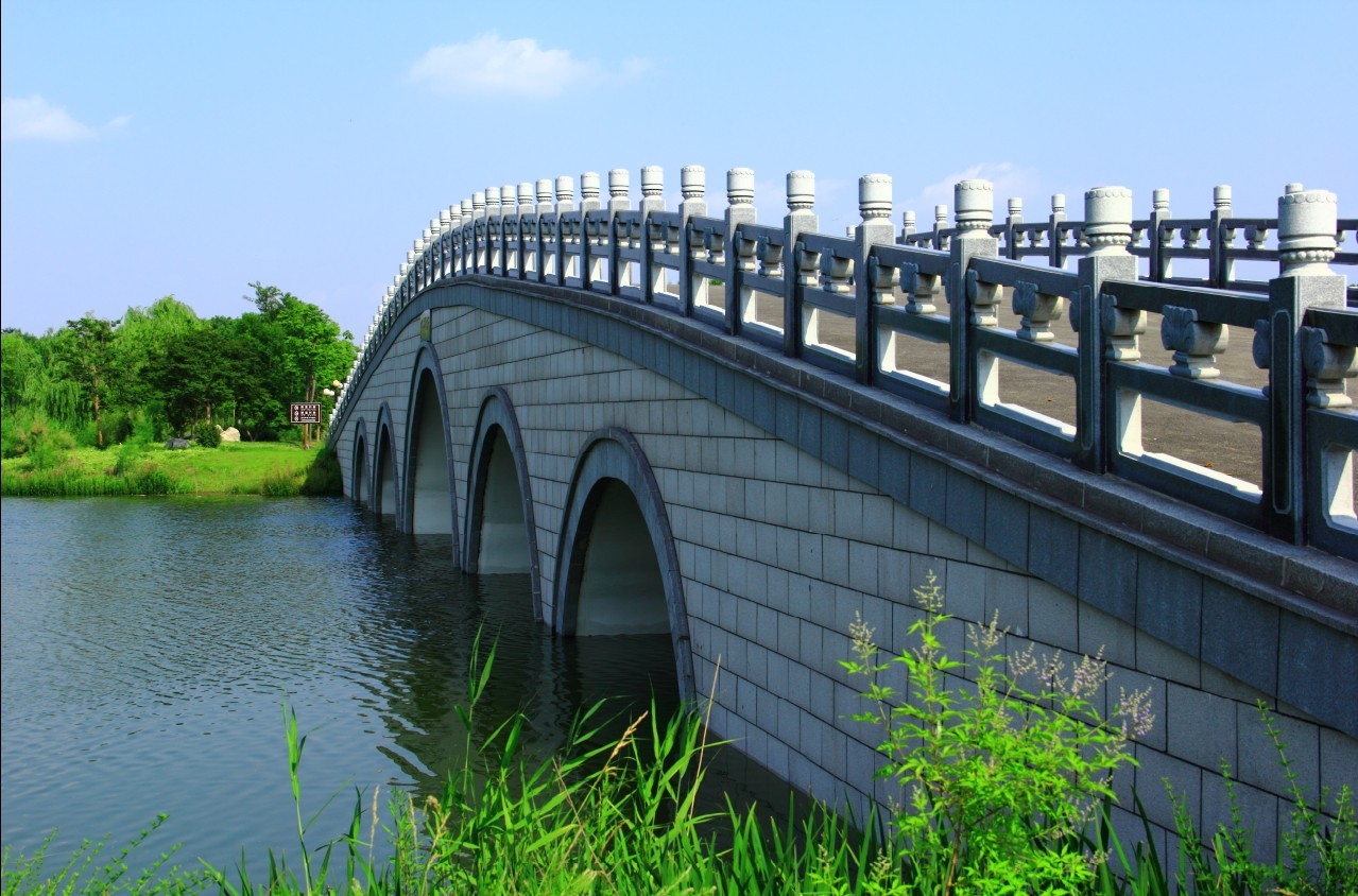 艾科侯——莲花湖习作