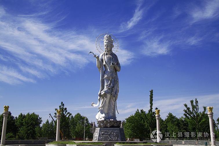 汶上风光之标志建筑-滴水观音