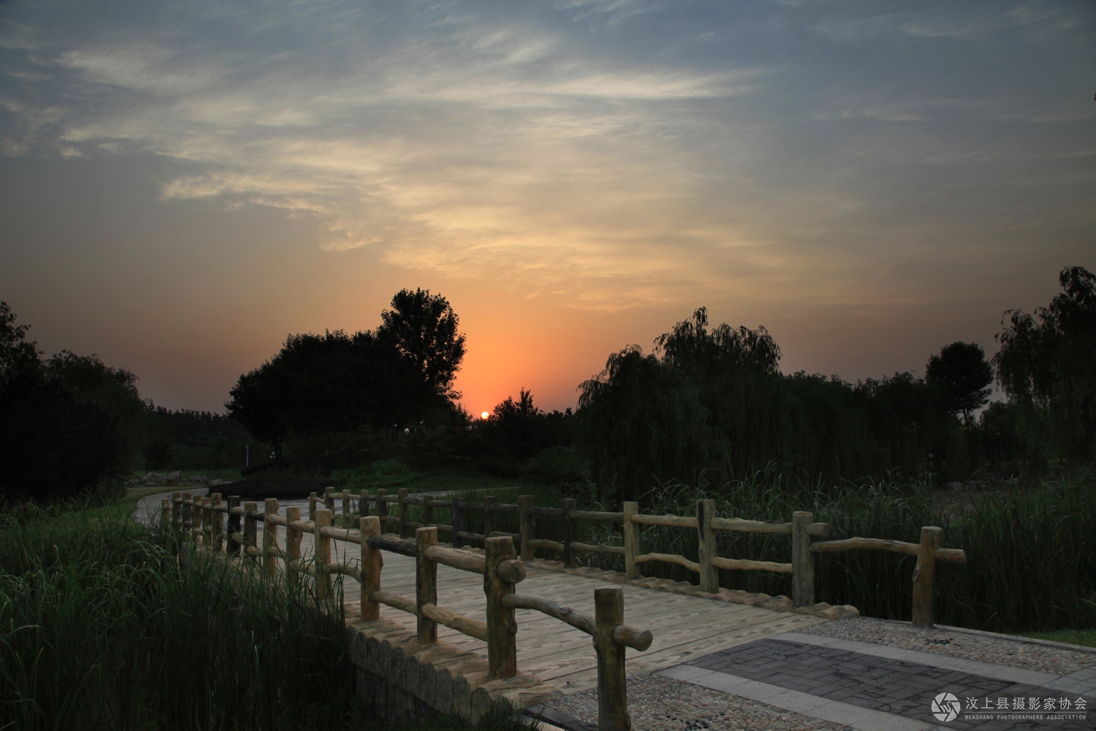 04.jpg