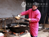 村中的寿宴